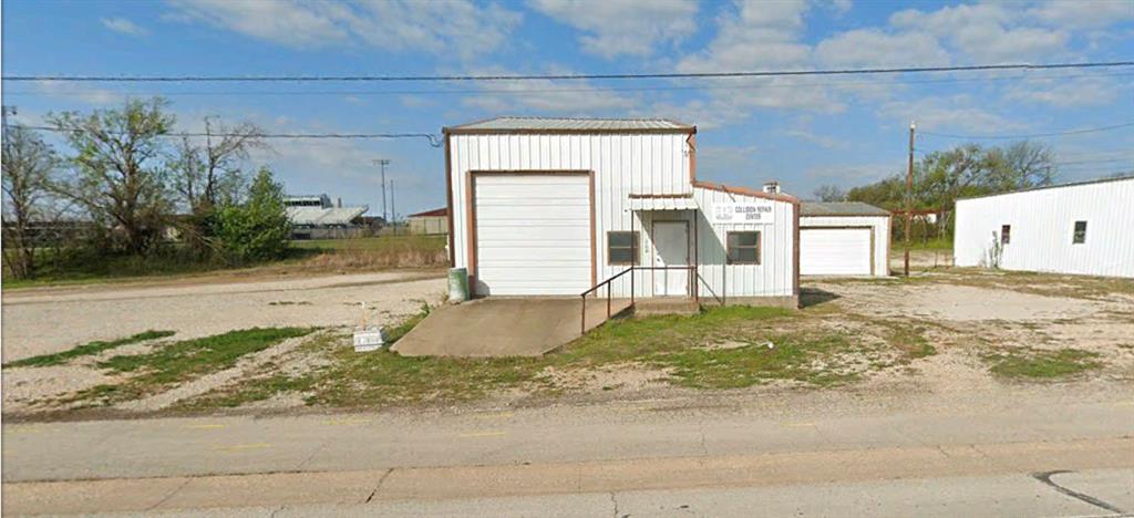 304 S Business 287 Property Photo 1