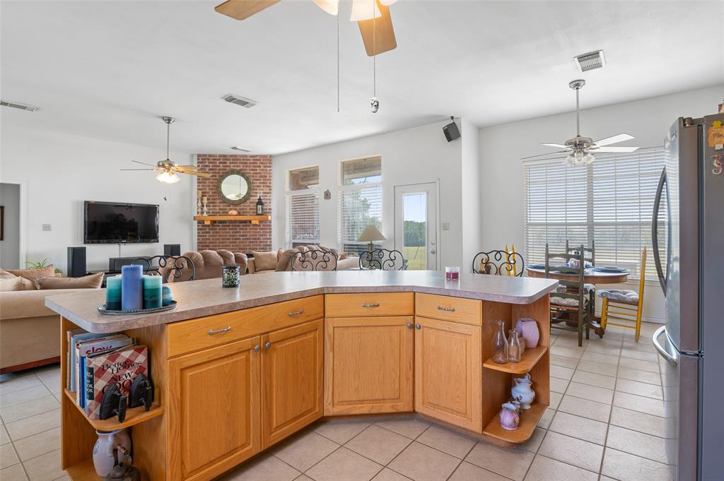 1579 County Road 3365 Property Photo 11