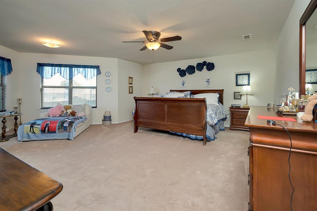 4216 Glen Abbey Drive Property Photo 12