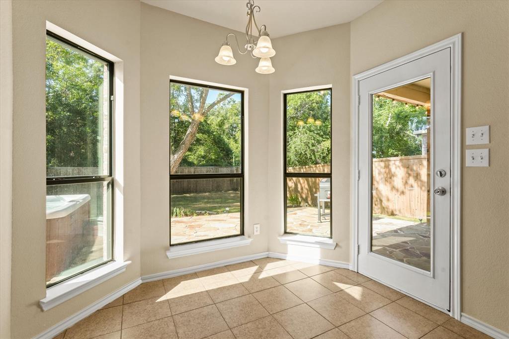 809 Westwood Court Property Photo 8