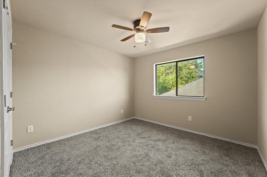 809 Westwood Court Property Photo 14