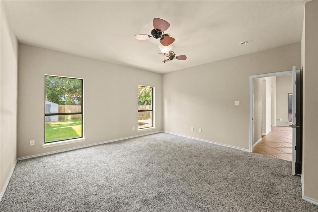 809 Westwood Court Property Photo 20