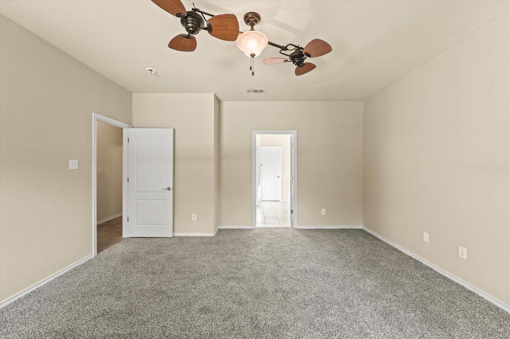 809 Westwood Court Property Photo 21