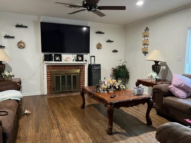 2437 Nicholson Drive Property Photo 1