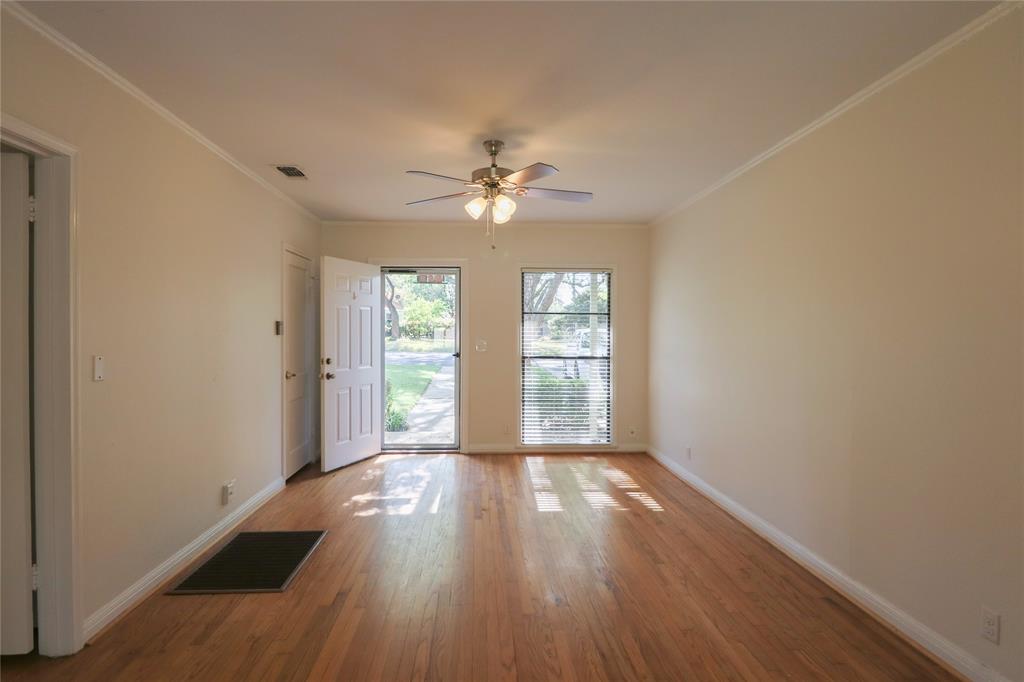 704 N Bailey Avenue Property Photo 5