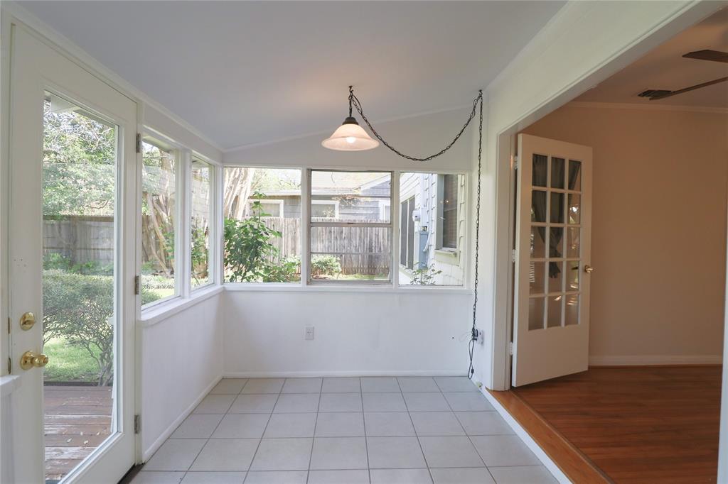 704 N Bailey Avenue Property Photo 13