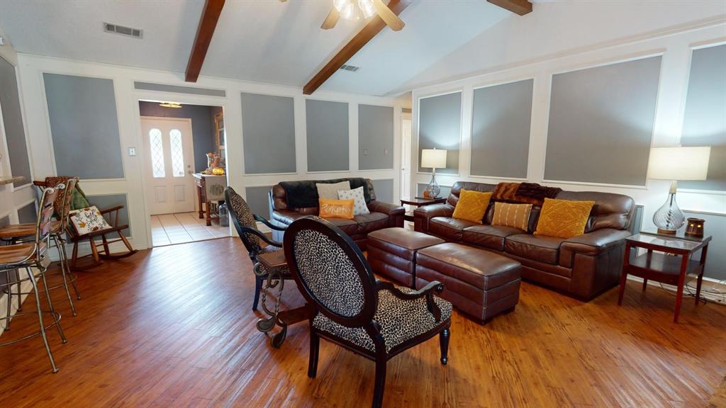 209 Colonial Circle Property Photo 9
