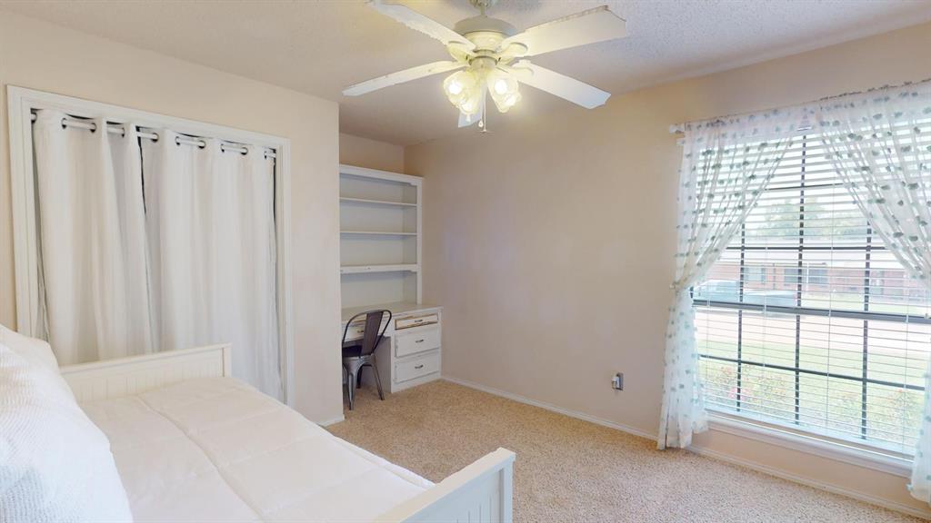 209 Colonial Circle Property Photo 11