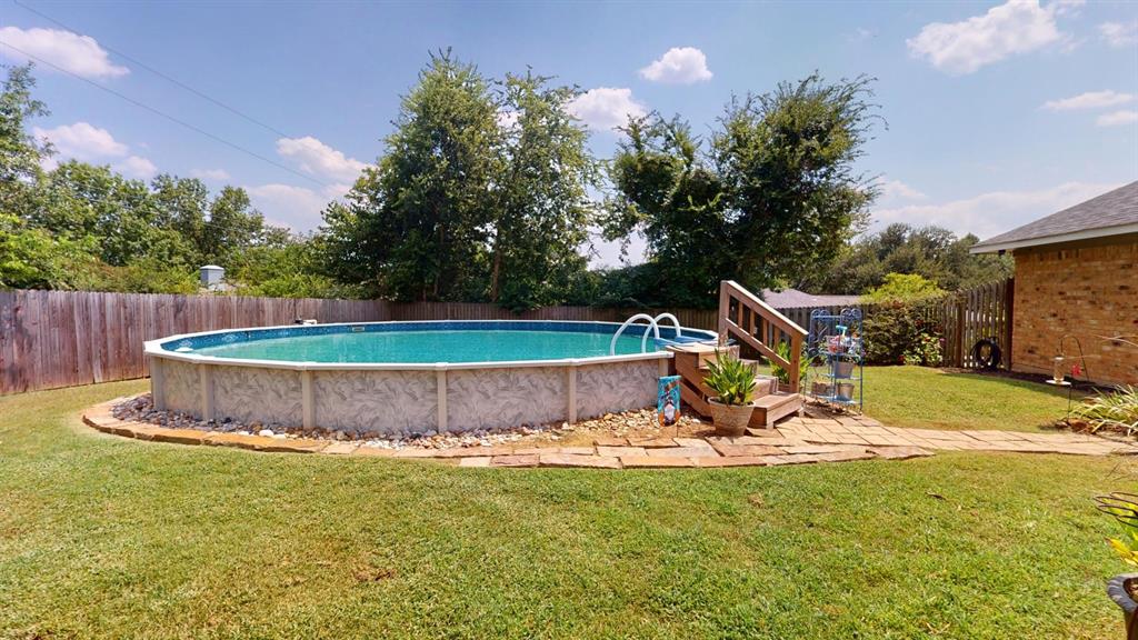 209 Colonial Circle Property Photo 19