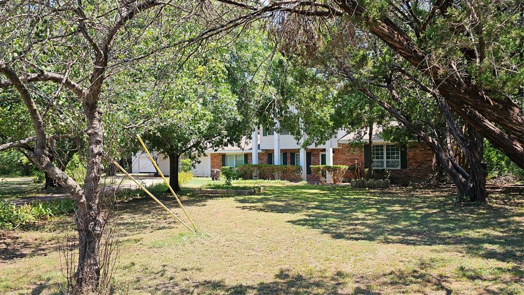 124 Oak Springs Boulevard Property Photo 2