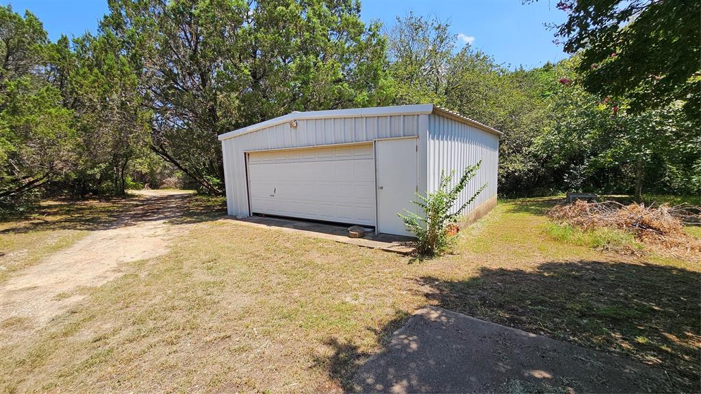 124 Oak Springs Boulevard Property Photo 24