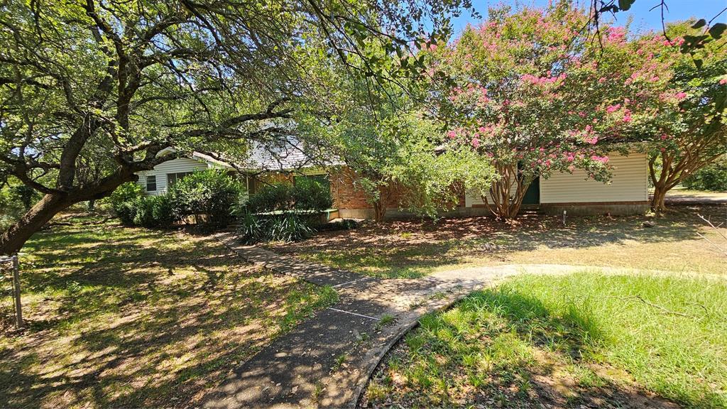 124 Oak Springs Boulevard Property Photo 26