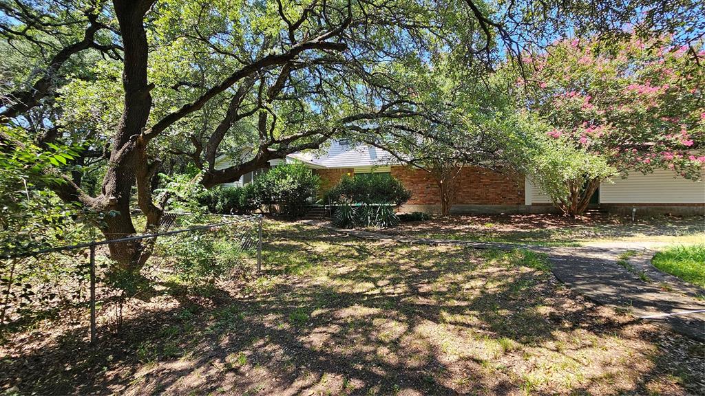 124 Oak Springs Boulevard Property Photo 36