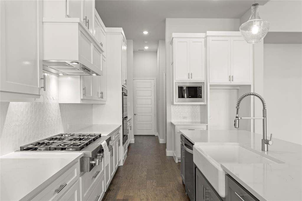 1531 Fairmont Property Photo 12