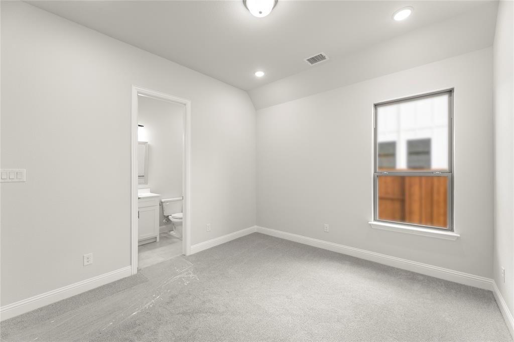 1531 Fairmont Property Photo 17