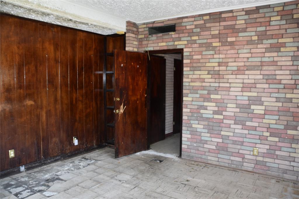 1514 Gary Street Property Photo 13