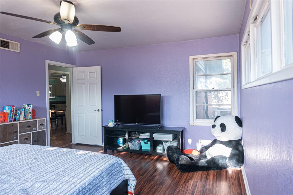 1601 S Willis Street Property Photo 13