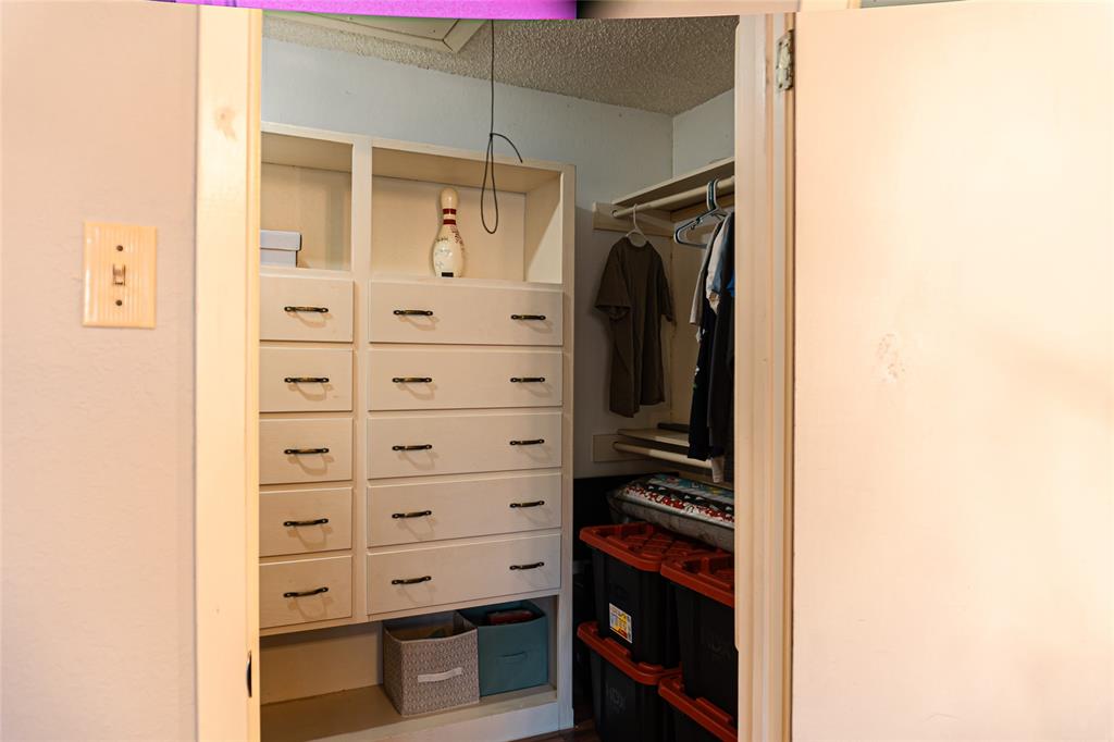 1601 S Willis Street Property Photo 21