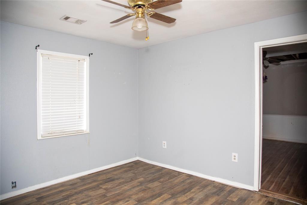 2318 Gilmer Street Property Photo 6