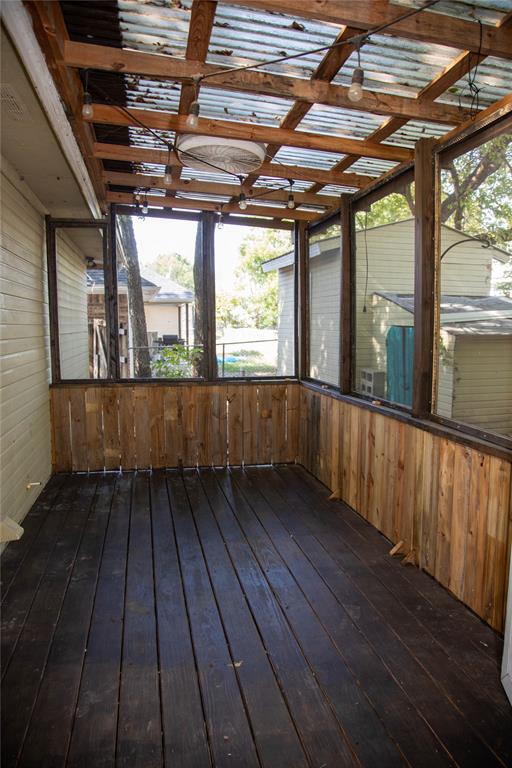 2318 Gilmer Street Property Photo 21