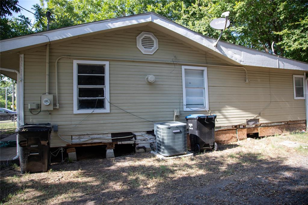 2318 Gilmer Street Property Photo 24