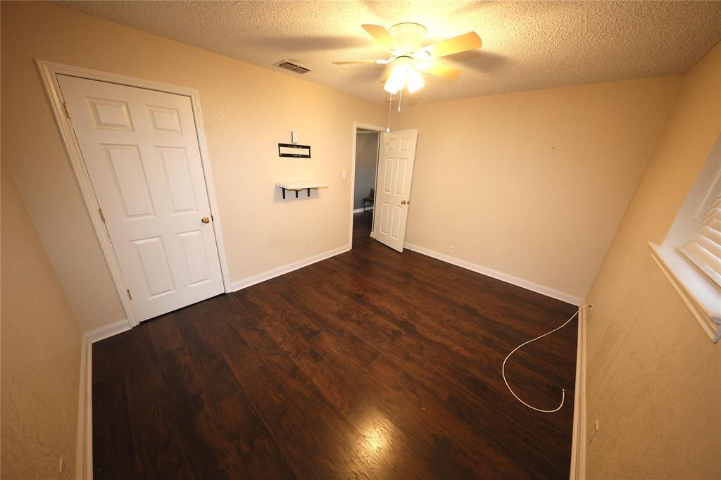 2204 Towne North Drive Property Photo 10