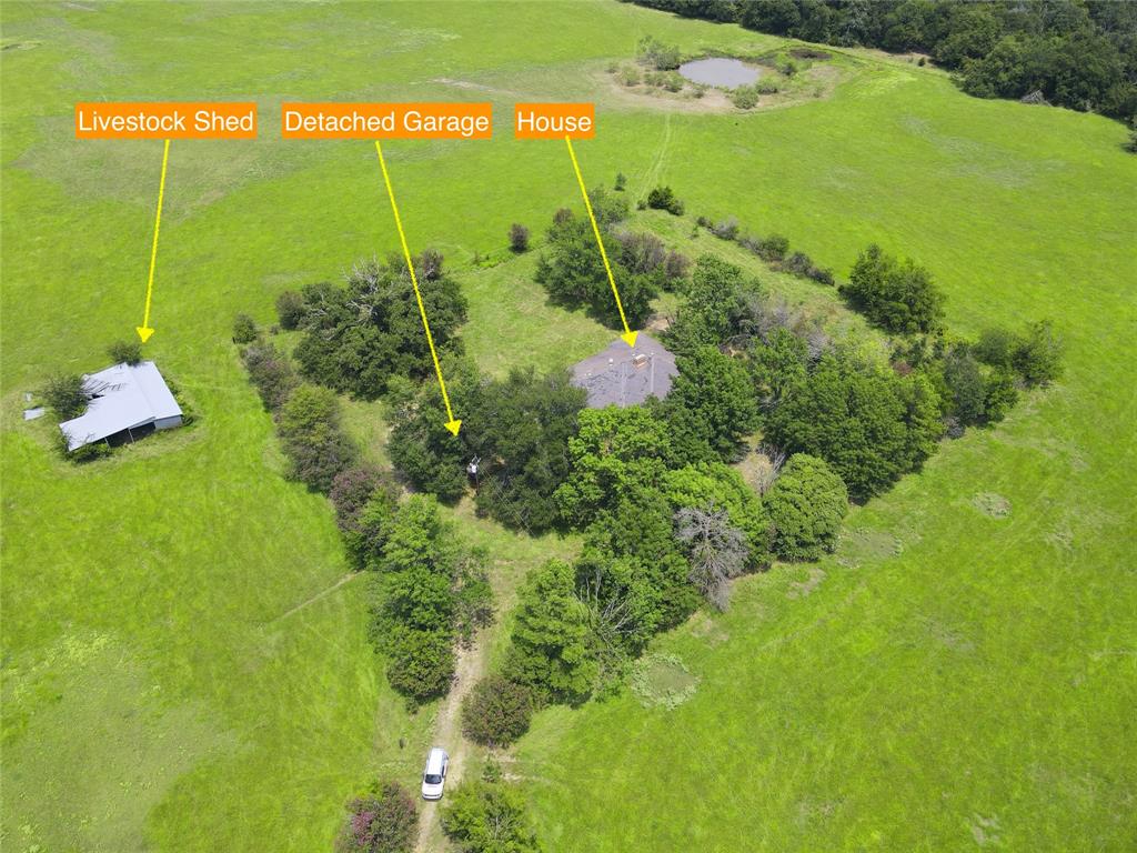 14229 Se County Road 4250 Property Photo 2