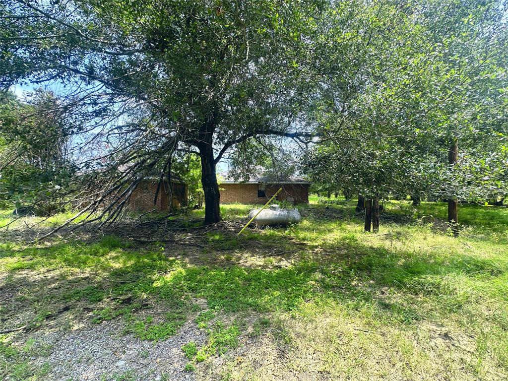 14229 Se County Road 4250 Property Photo 6