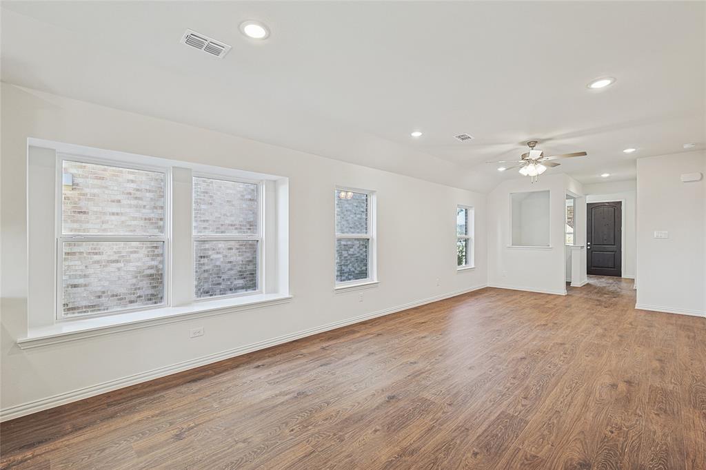 3907 Sky Drive Property Photo 11