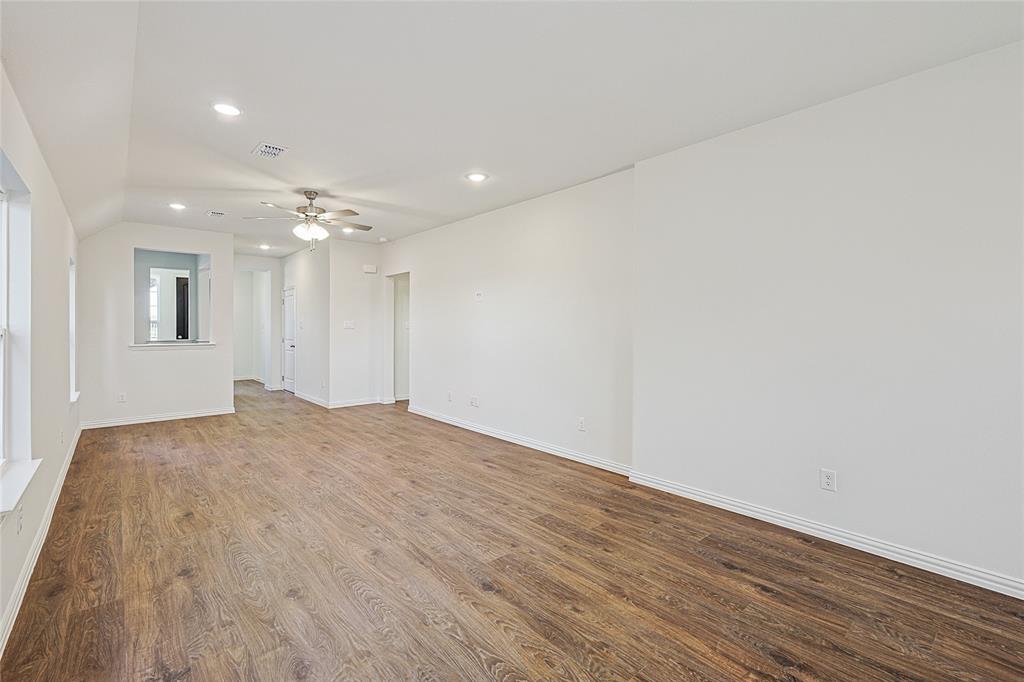 3907 Sky Drive Property Photo 12