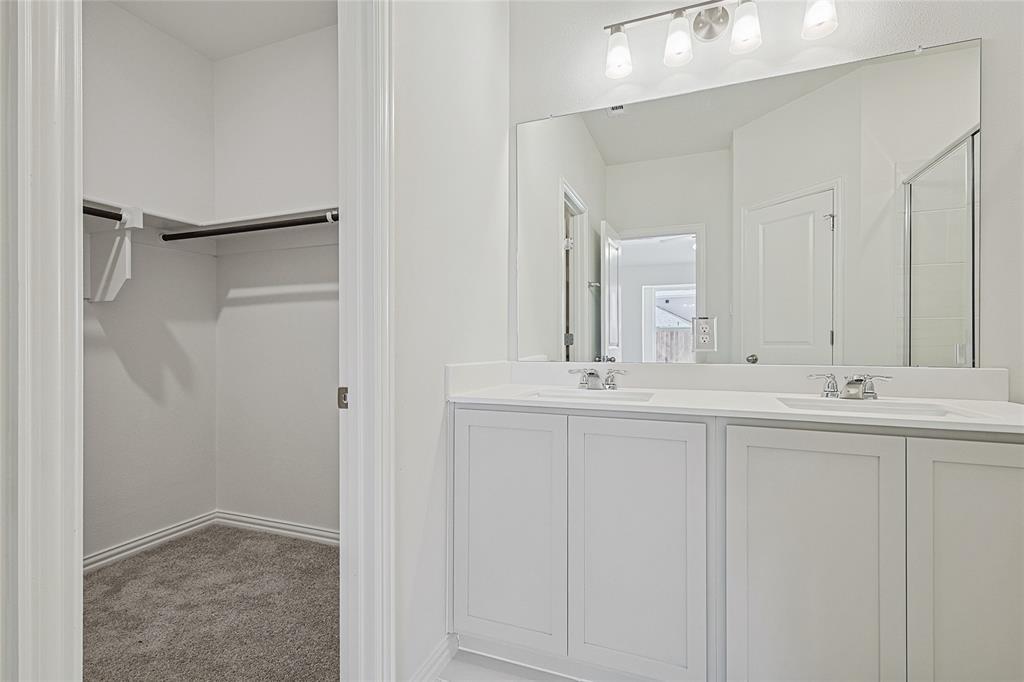 3907 Sky Drive Property Photo 20
