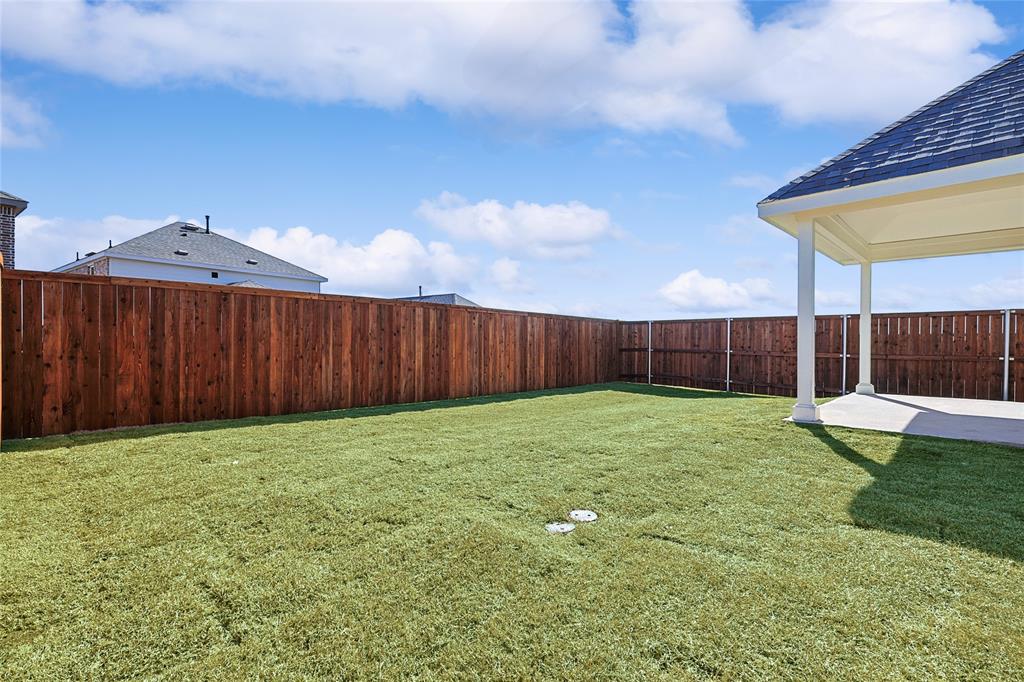 3907 Sky Drive Property Photo 25