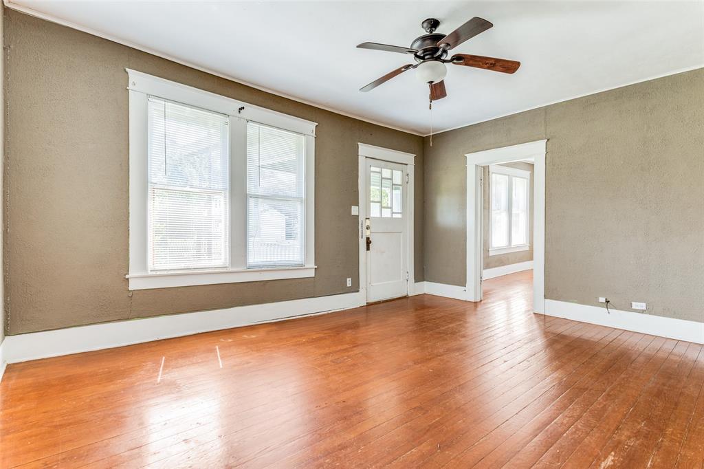 1103 Bois D Arc Street Property Photo 9