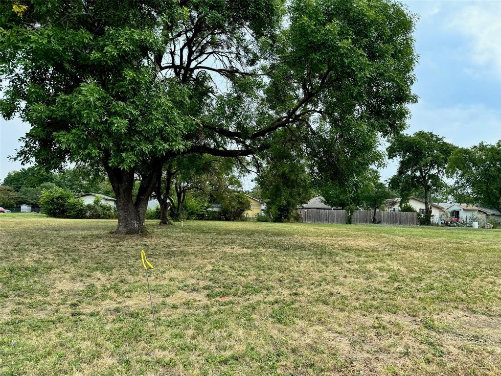 2610 Jeff Street Property Photo 4