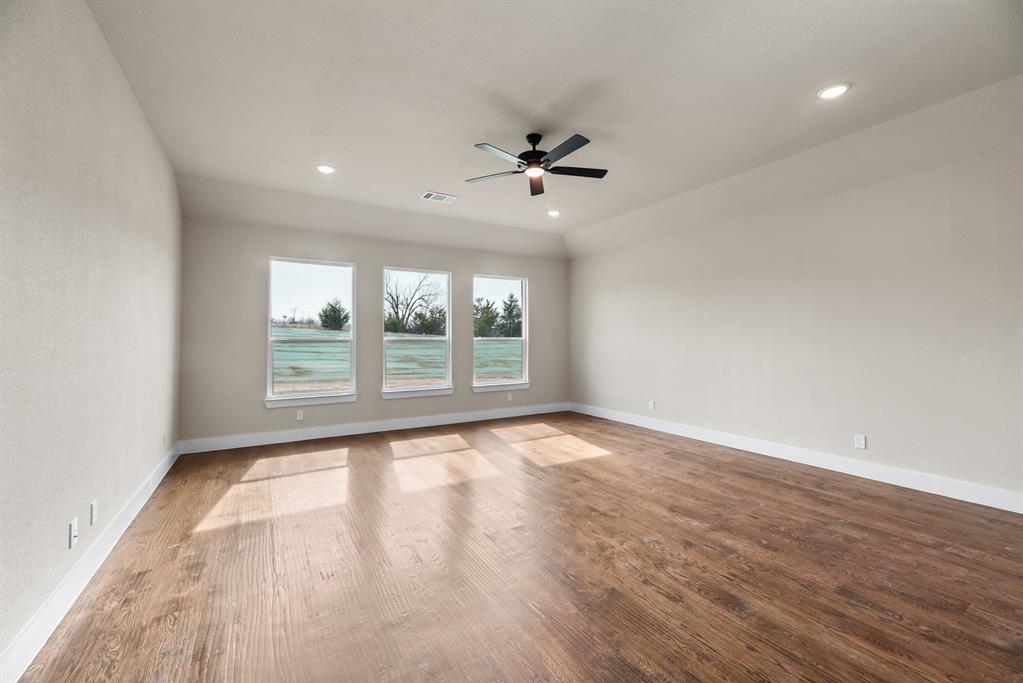 1080 Julian Drive Property Photo 17