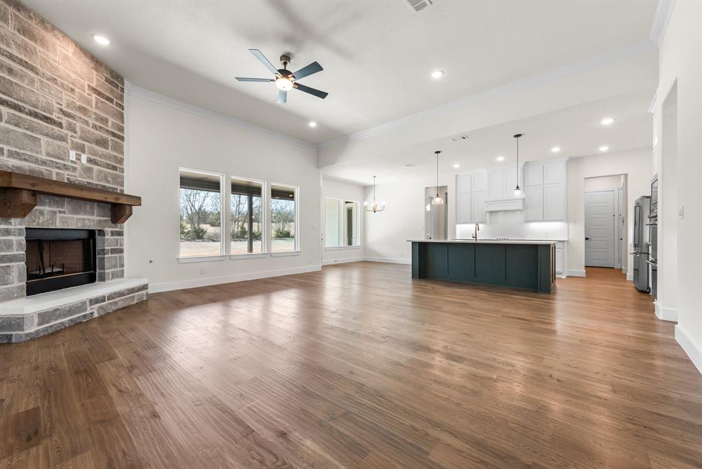 1030 Julian Drive Property Photo 16