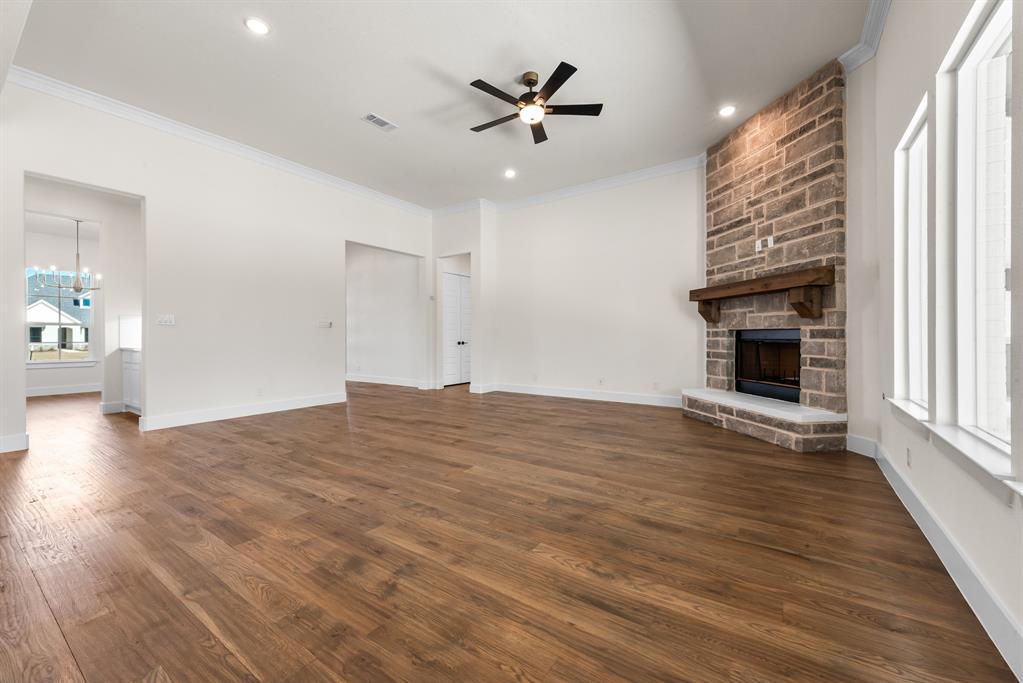 1030 Julian Drive Property Photo 18