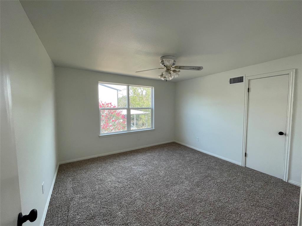 111 County Road 1526 Property Photo 29