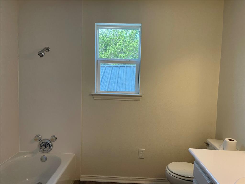 111 County Road 1526 Property Photo 31