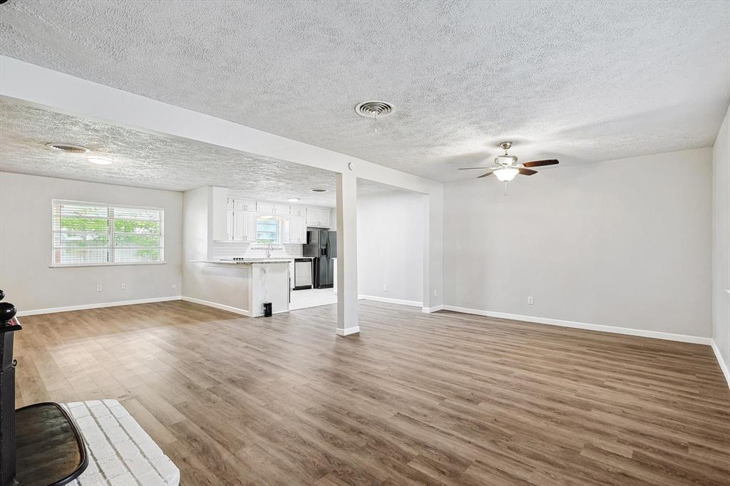 2120 Nottingham Boulevard Property Photo 7