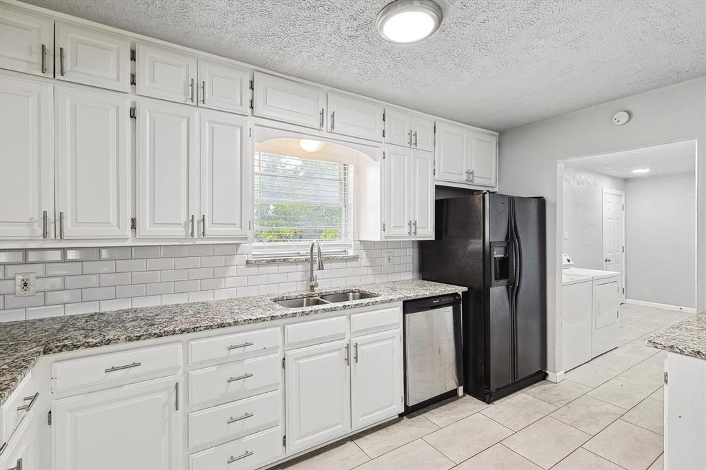 2120 Nottingham Boulevard Property Photo 15
