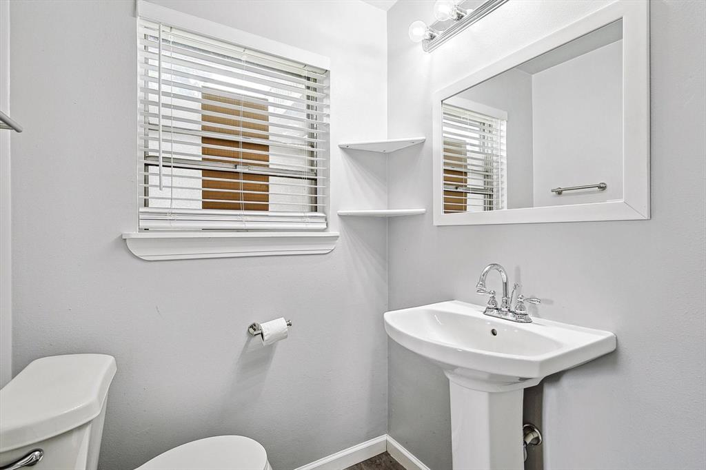 2120 Nottingham Boulevard Property Photo 29
