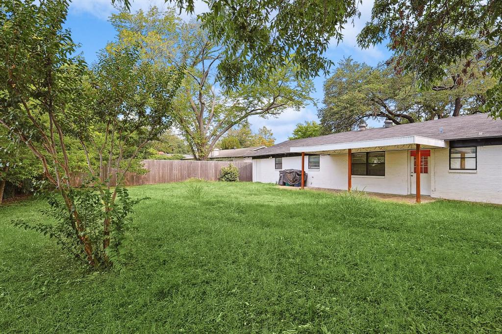 2120 Nottingham Boulevard Property Photo 34