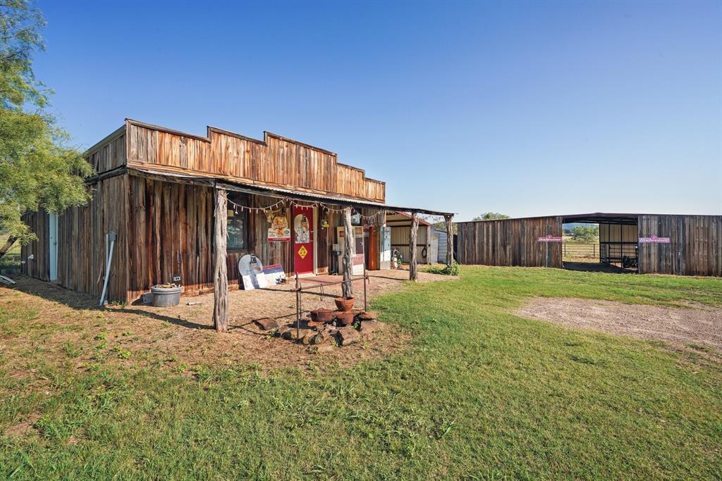 206 Craddock Road Property Photo 1
