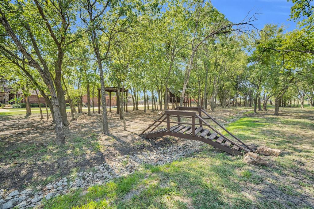 116 Spring Creek Drive Property Photo 29