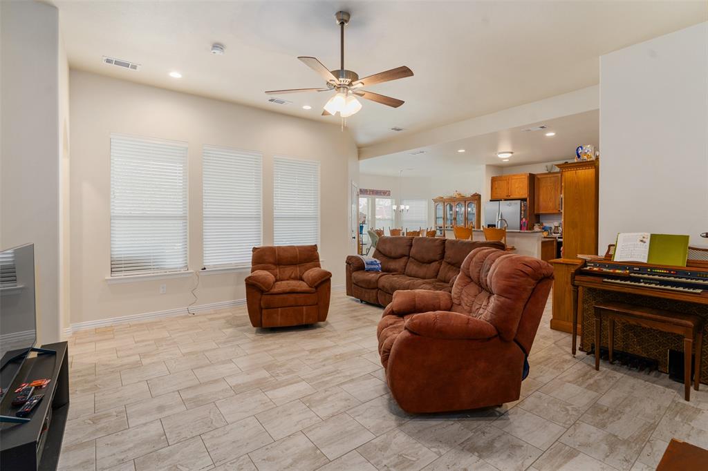 324 Windjammer Road Property Photo 5