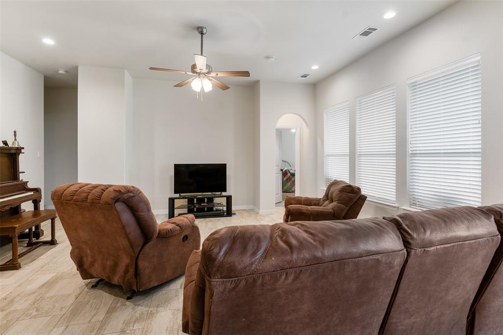 324 Windjammer Road Property Photo 8