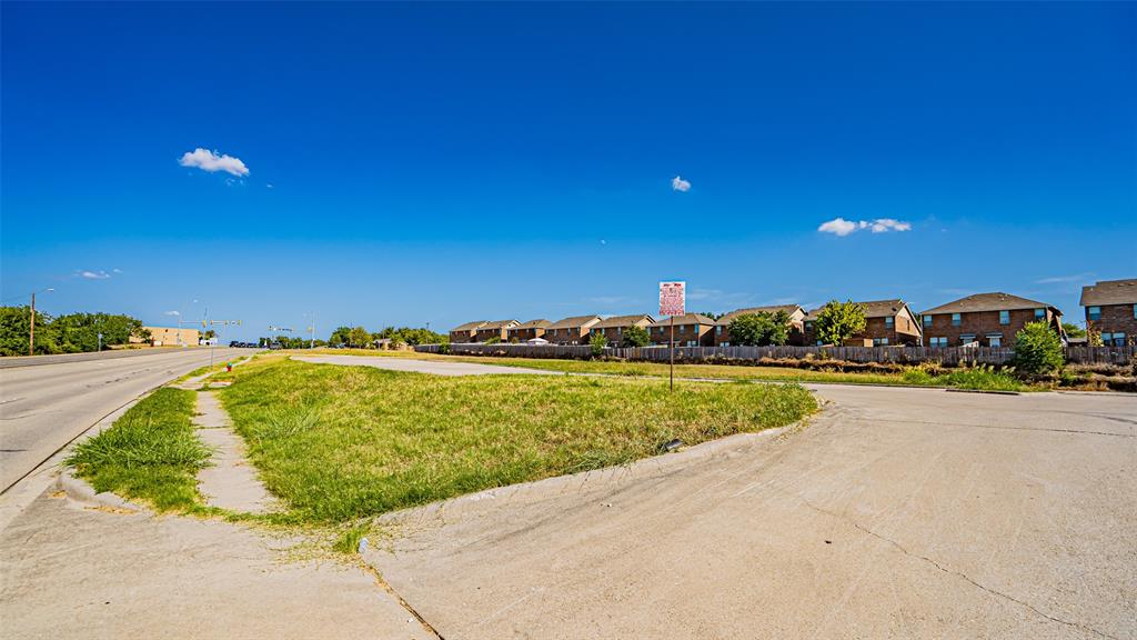8401 Clifford Street Property Photo 12