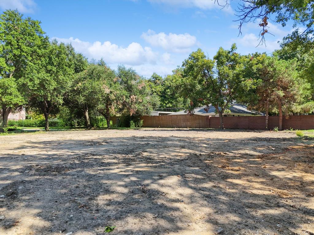 2889 Oakbriar Trail Property Photo 7