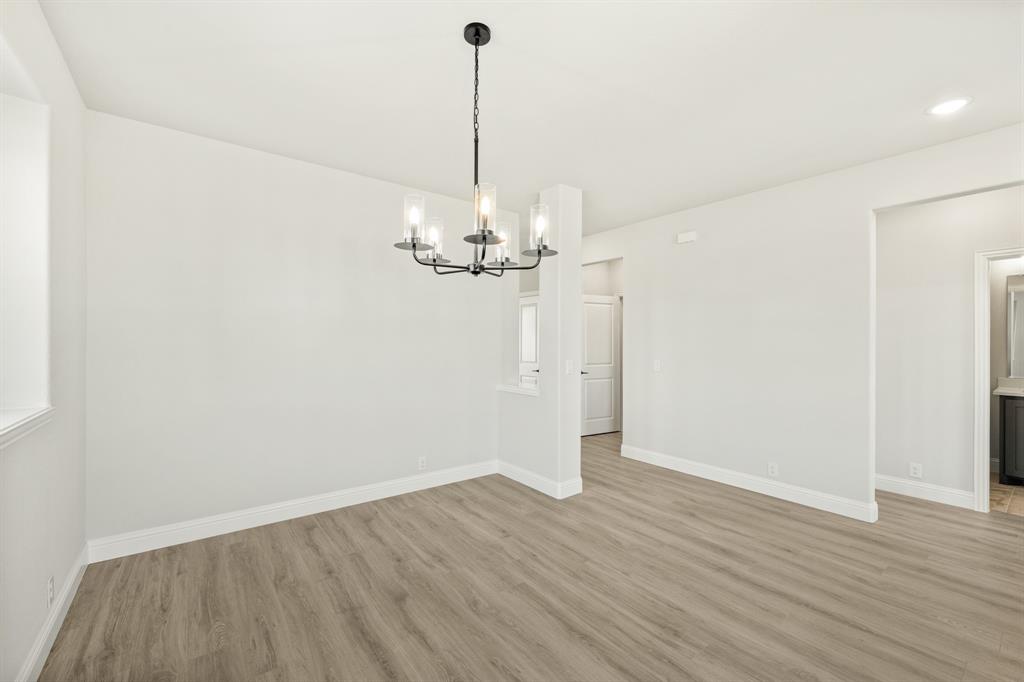 212 Rosewood Drive Property Photo 7